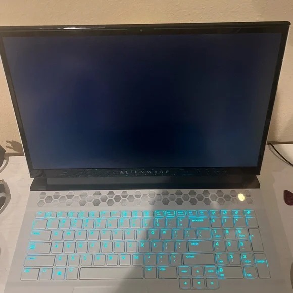 Alienware Silver Gaming Laptop with RGB Keyboard and Large Display - Picture 2 of 6